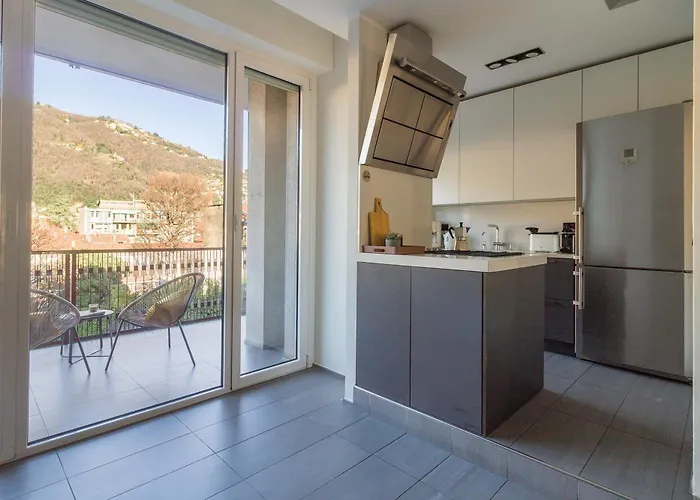 Cathedral View Trilocale * Комо